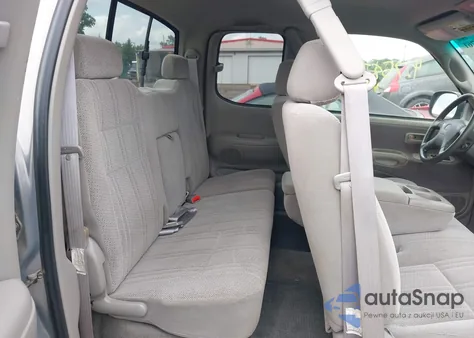 2002 Toyota Tundra Sr5 V8 from USA, damaged, VIN 5TBBT44112S265464